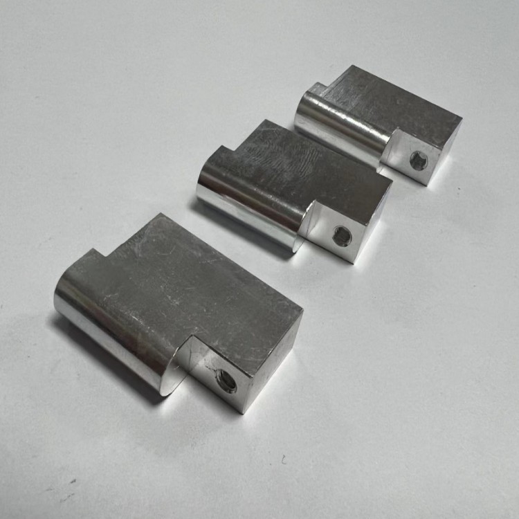 1703057380304_副本